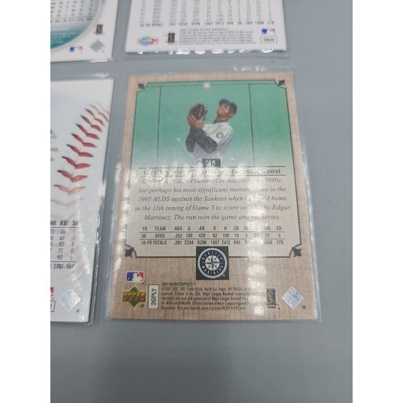 Ken Griffey Jr Lot of 9 Cards Mariners Hall of Fame Baseball Trading Cards - Picture 16 of 16